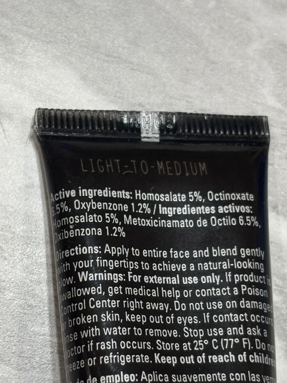 Mary Kay Light to Medium CC Cream - Picture 2 of 6